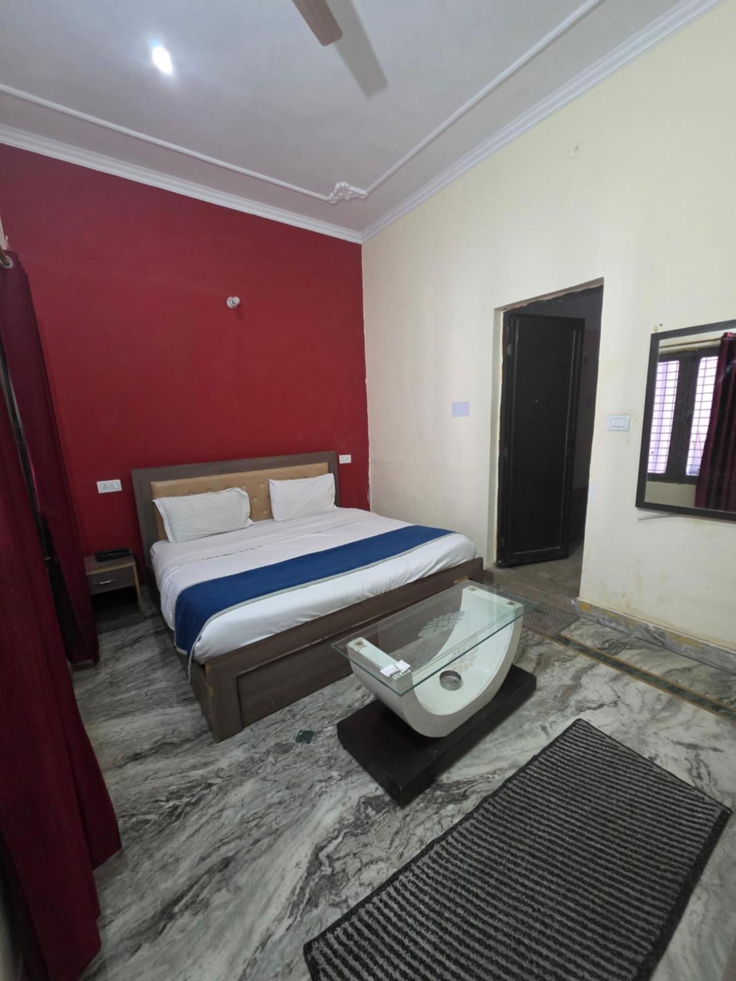 Siddhi Vinayak Hotel And Banquet Bhimtal Luaran gambar